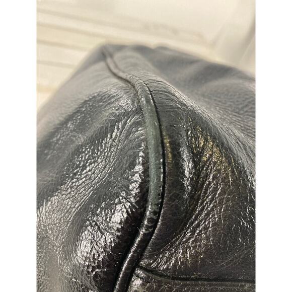 MICHAEL KORS, LARGE BLACK PEBBLED LEATHER SHOULDER BAG - Picture 7 of 15